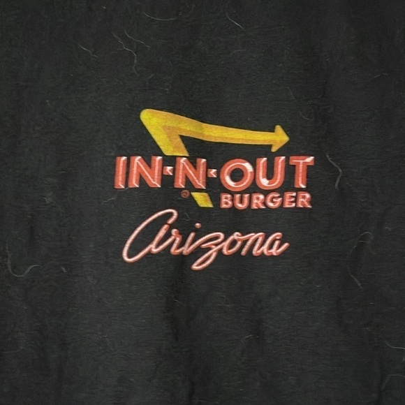 In and Out Burger Arizona Hollywood Unisex Tee Size Medium - Picture 2 of 4